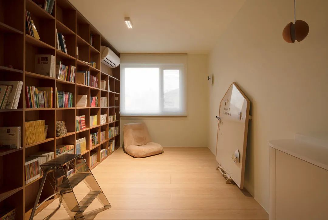 83m&sup2;包裹的书核