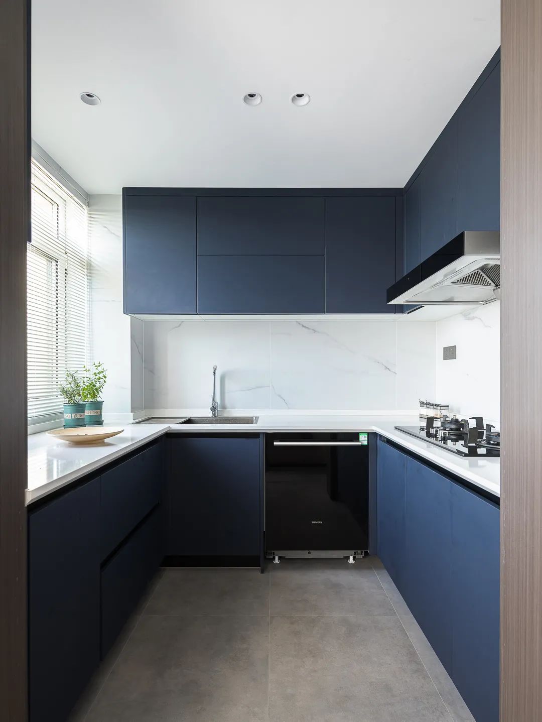 119㎡现代住宅，黑白硬朗，静谧生活