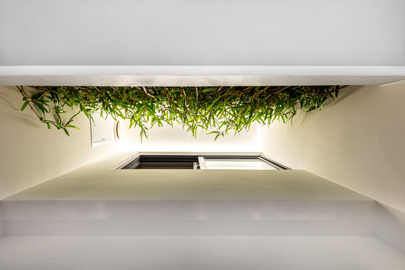 最大化利用空间，构建现代阁楼小居