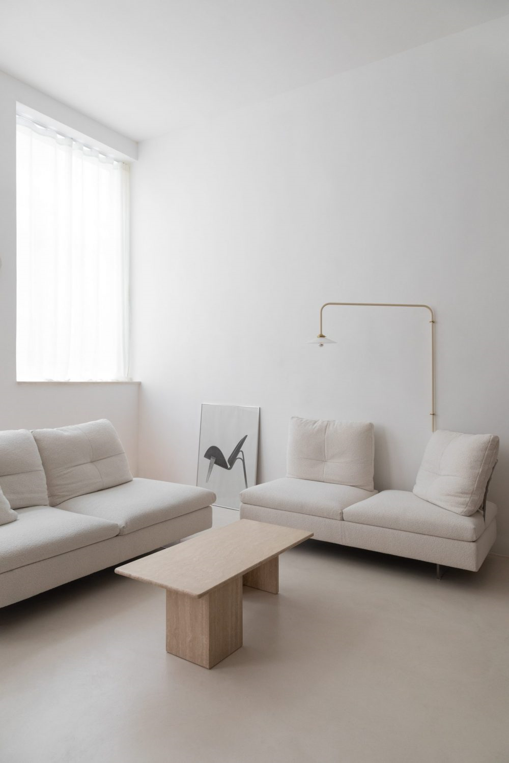 92㎡ 简约 LOFT，玻璃隔断让空间更通透。