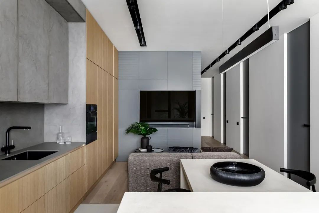 116m&sup2; 私宅，简约风格下，却有着强大的收纳空间。