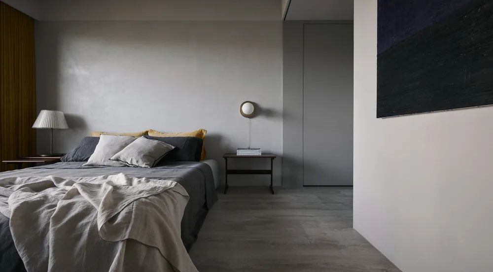 80㎡简约灰，都市里的一抹文艺气息