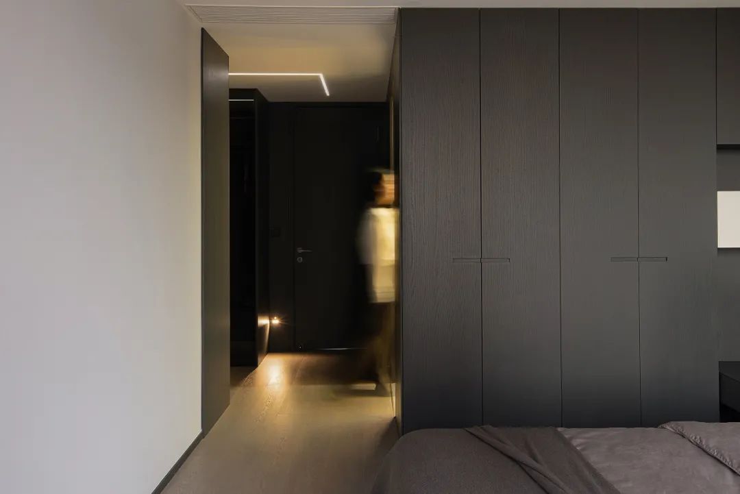 108㎡ 白昼焰火，暗夜溯风