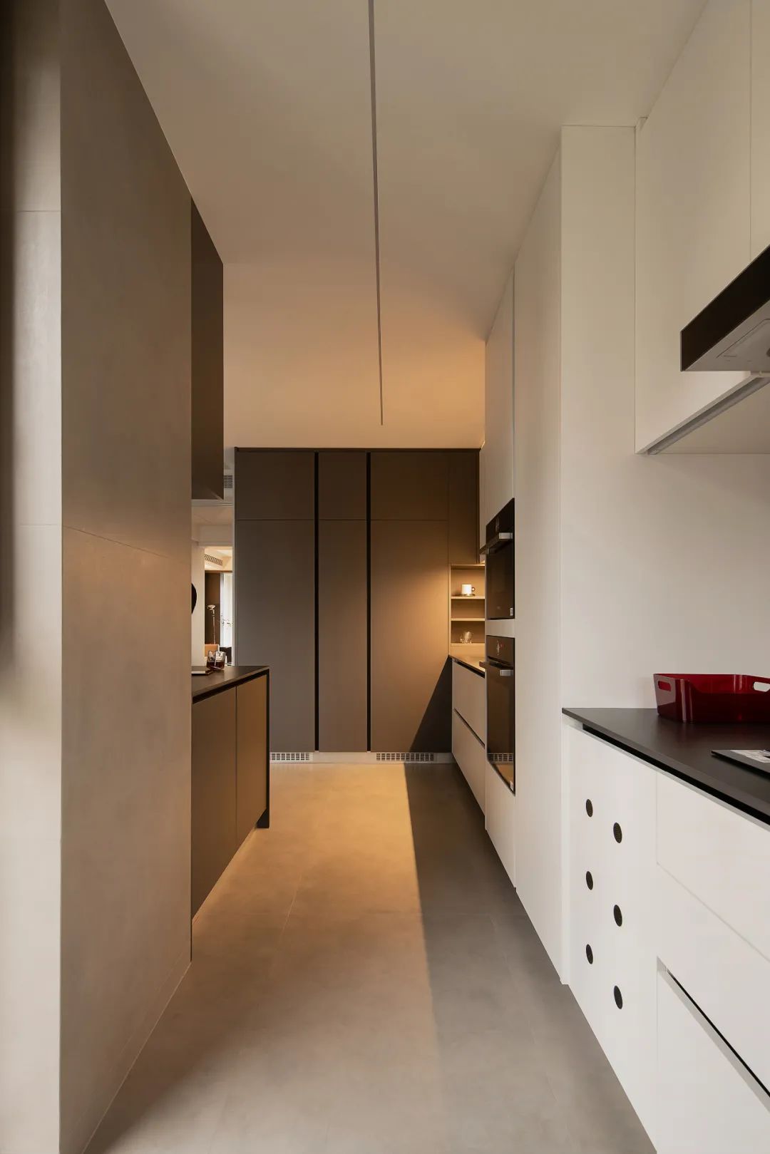 108㎡ 白昼焰火，暗夜溯风