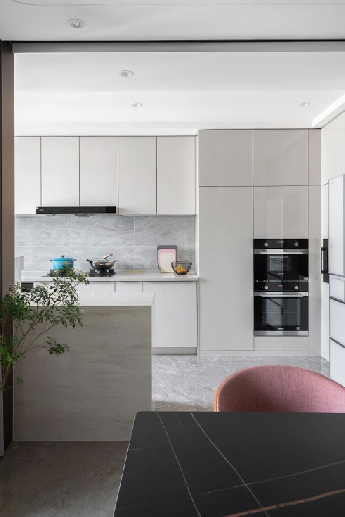 都市生活家，演绎东方美学的笔锋神韵。