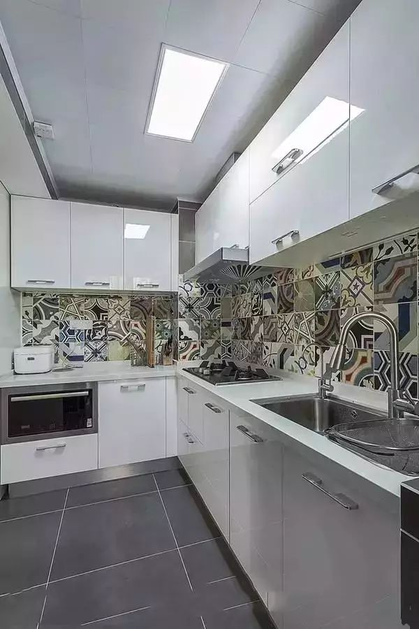 85㎡现代两居，每个角落都让人心动不已