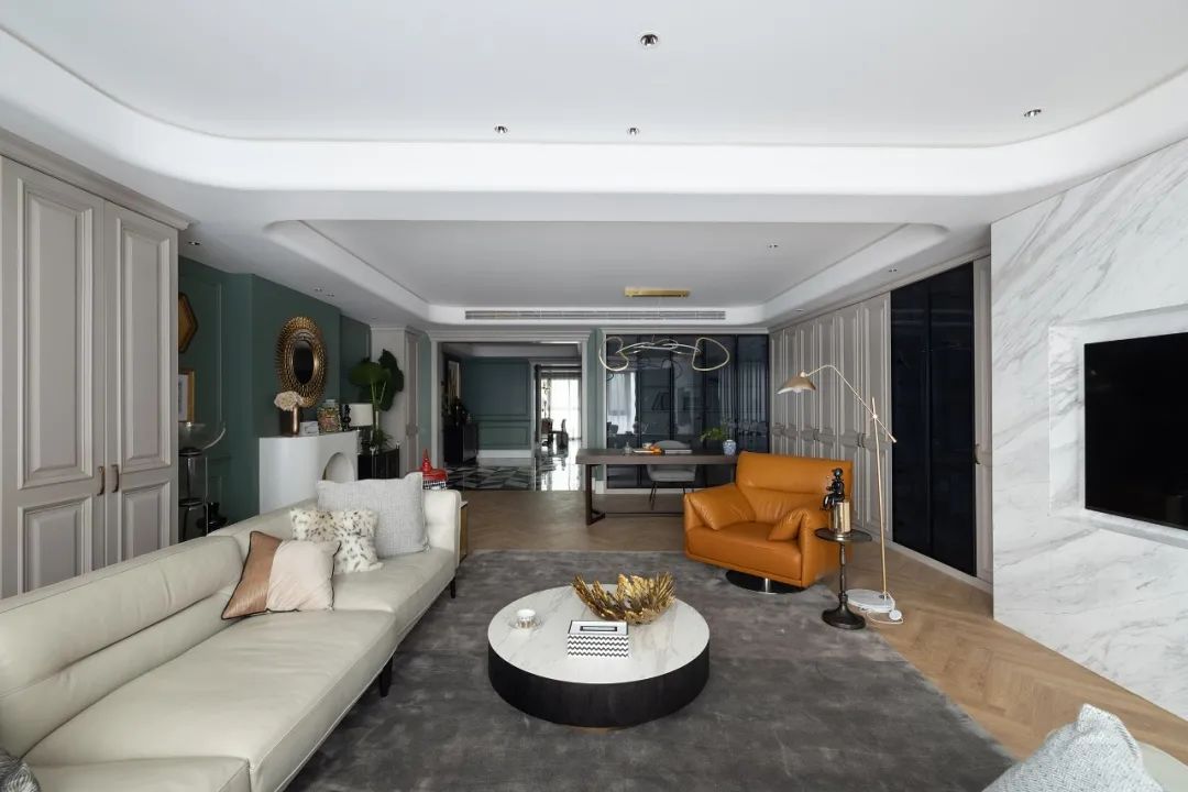 240㎡半圆大平层住宅，精致典雅且时尚