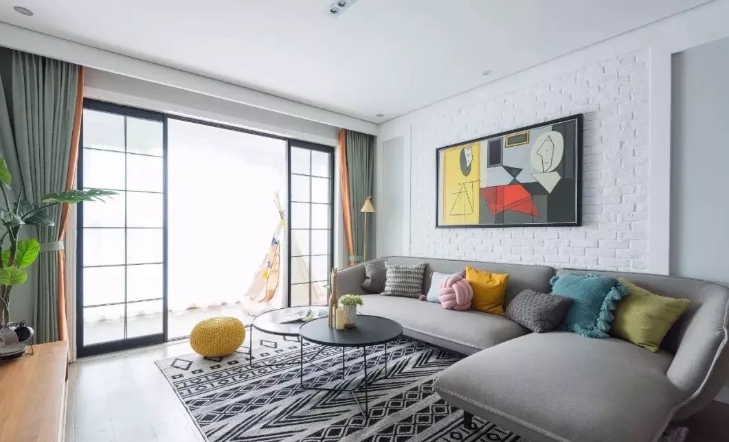 112㎡舒适北欧风格装修，小吧台颜值与实力并存！