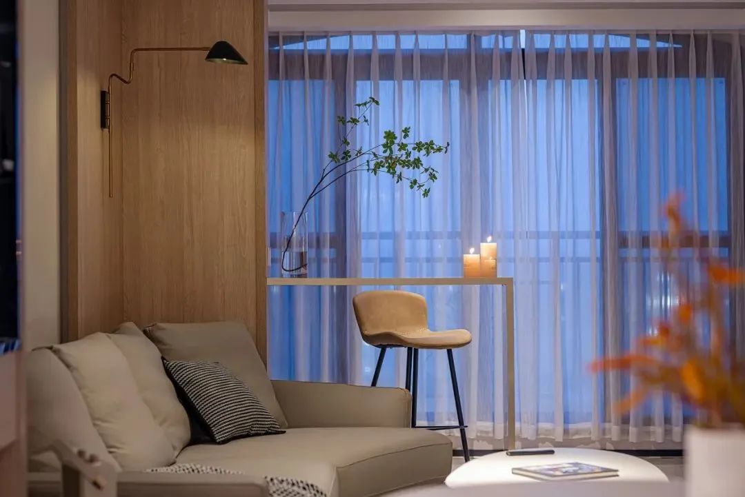 100㎡现代原木：精致餐边柜，新家不失温馨格调