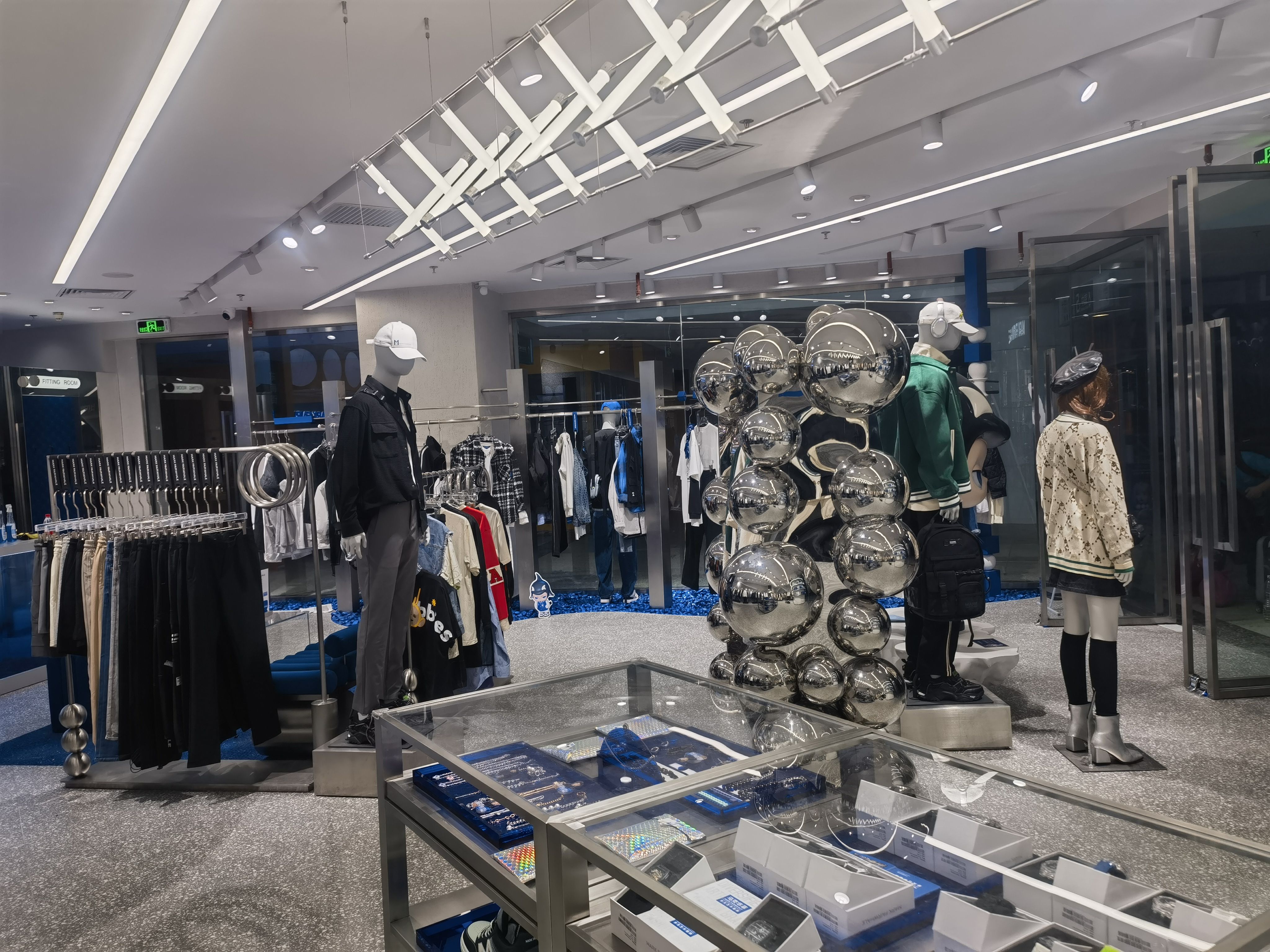 深圳福田区下沙kk one马克华菲店铺