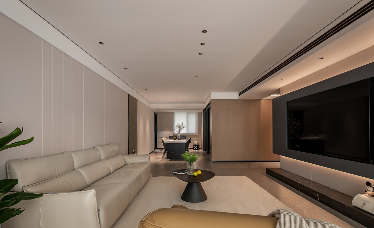 简洁有力 静默无声