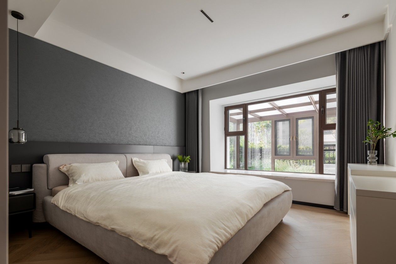 简洁有力 静默无声