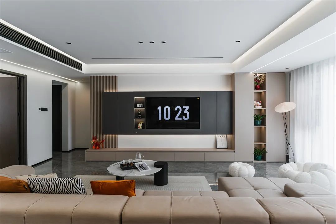  109㎡现代简约：超大横厅+大平层，向内探索空间情绪！