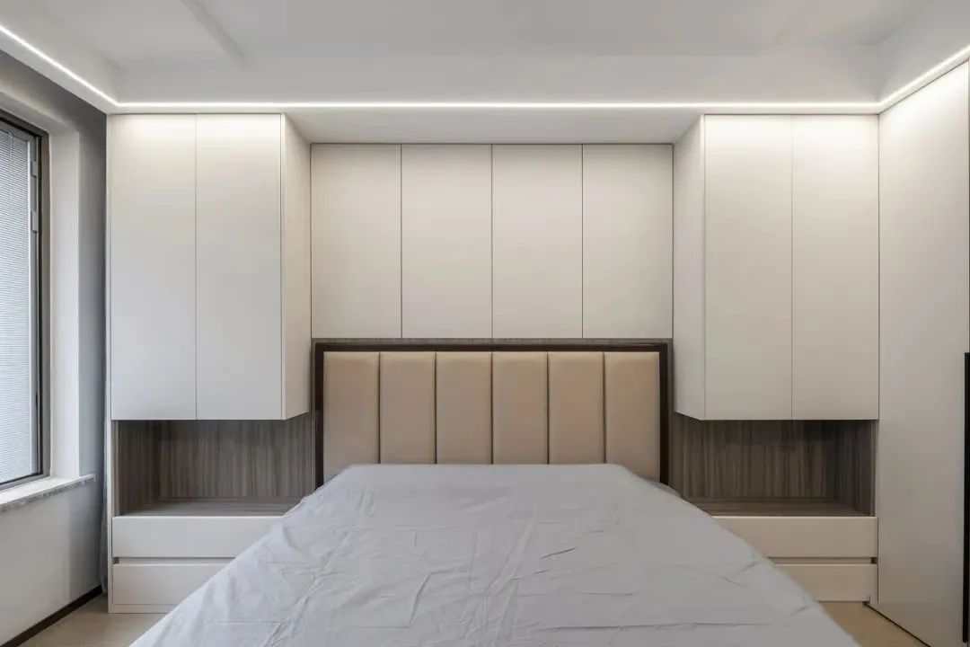  170㎡现代简约：吧台隔断客餐厅，打造品酒休闲空间！