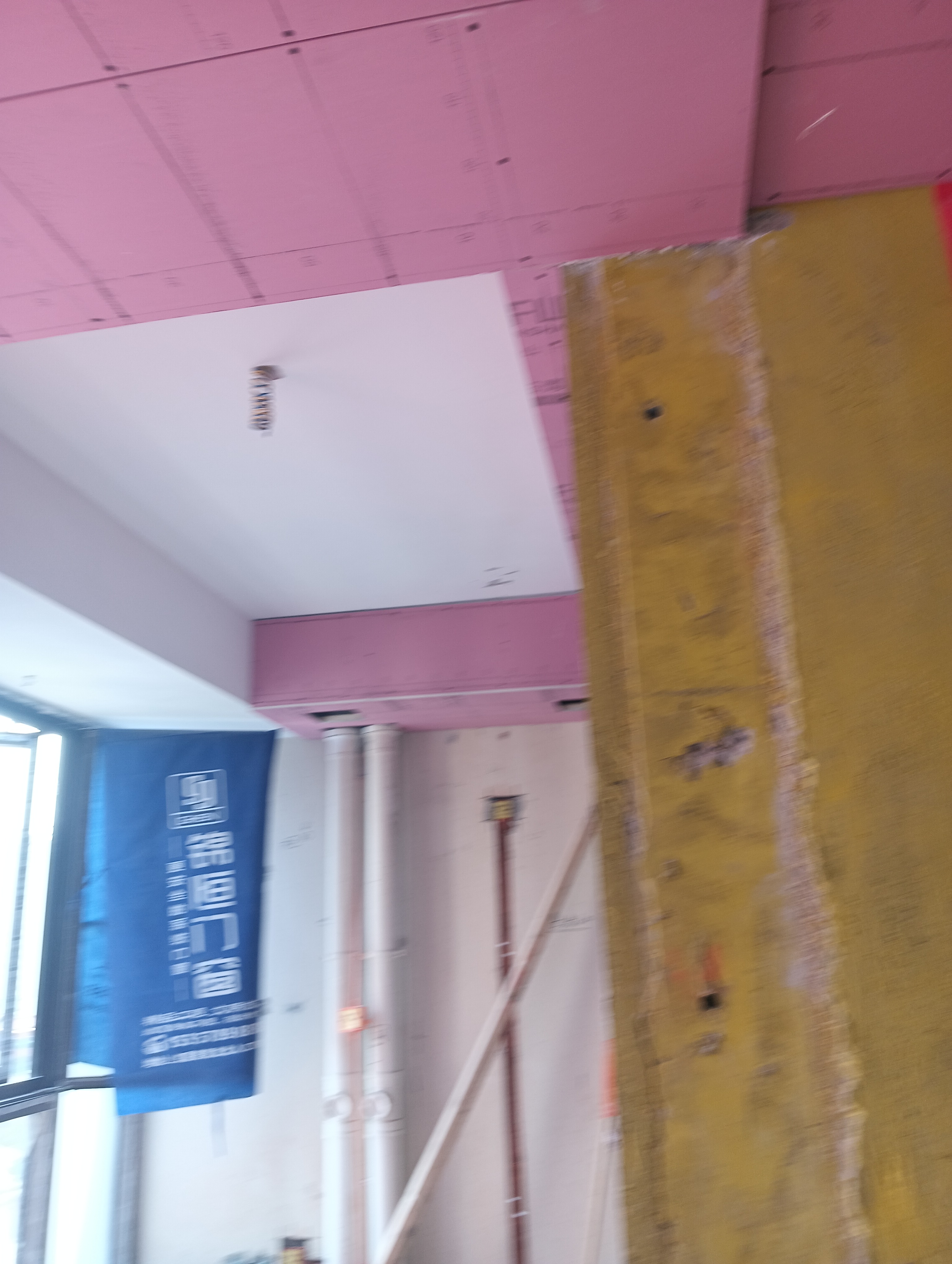 我司坐落无为城区，承接房屋装修，维护、老旧翻新等业务，有需要的可以联系我，电话18501695092