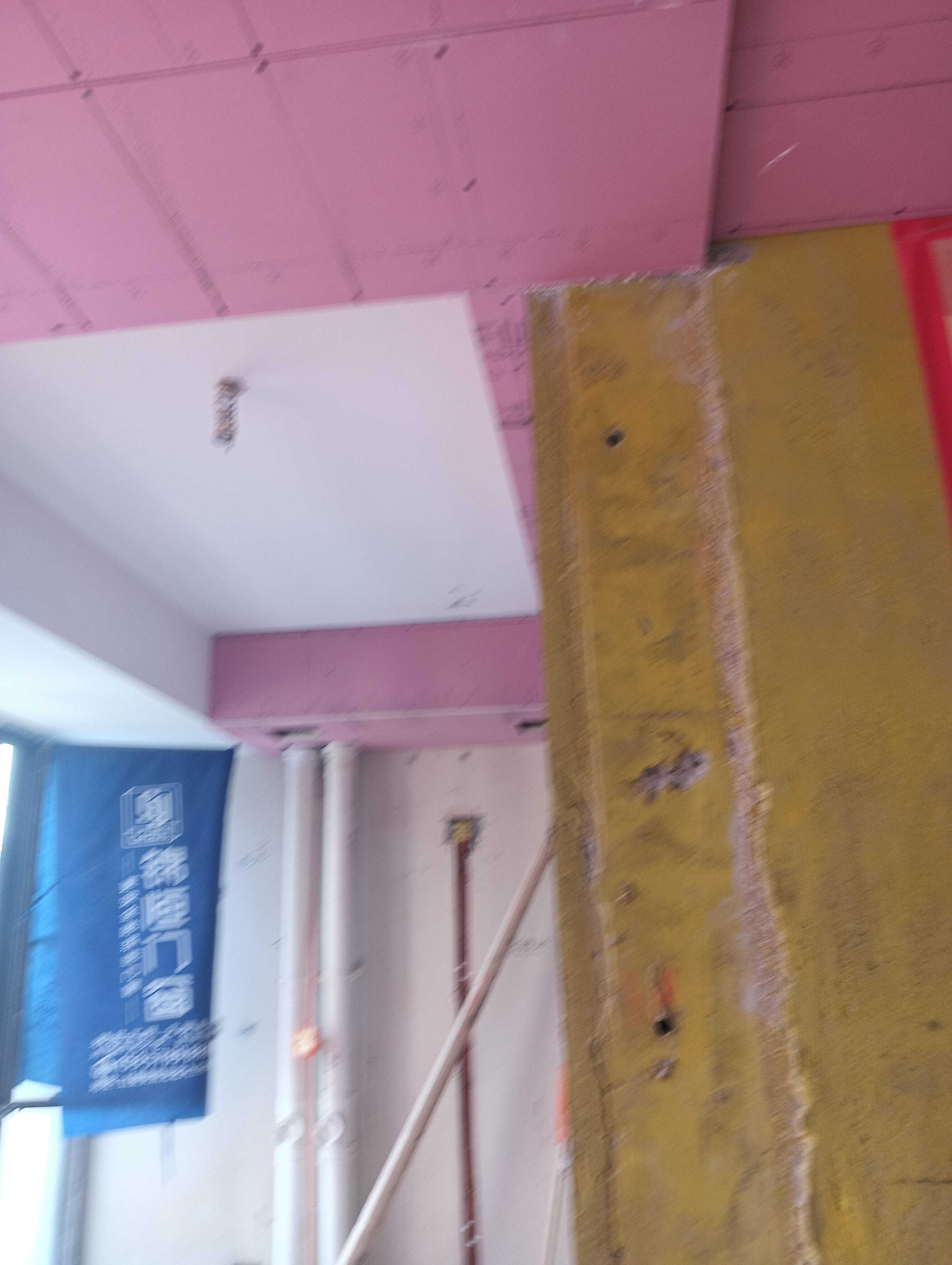 我司坐落无为城区，承接房屋装修，维护、老旧翻新等业务，有需要的可以联系我，电话18501695092