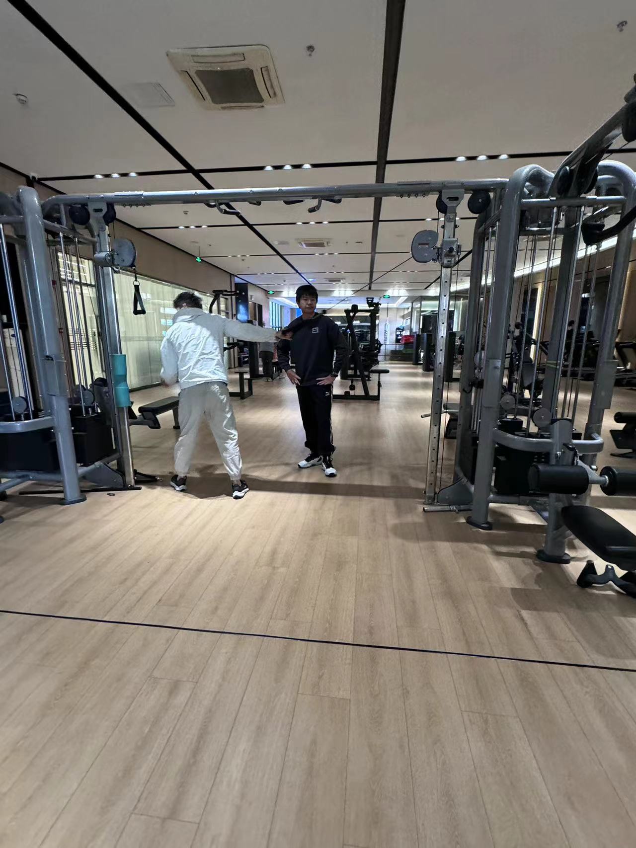 深圳锐德健身房施工完现场效果图，