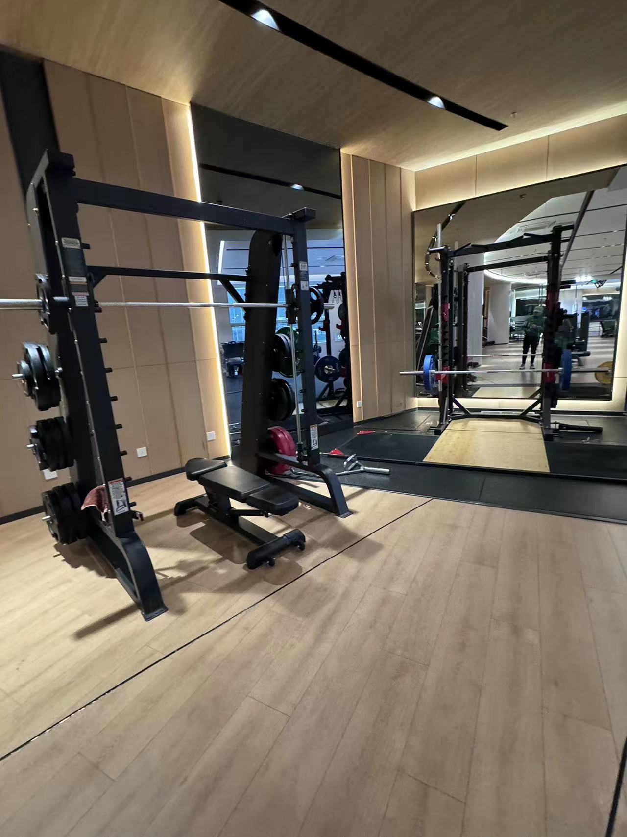 深圳锐德健身房施工完现场效果图，