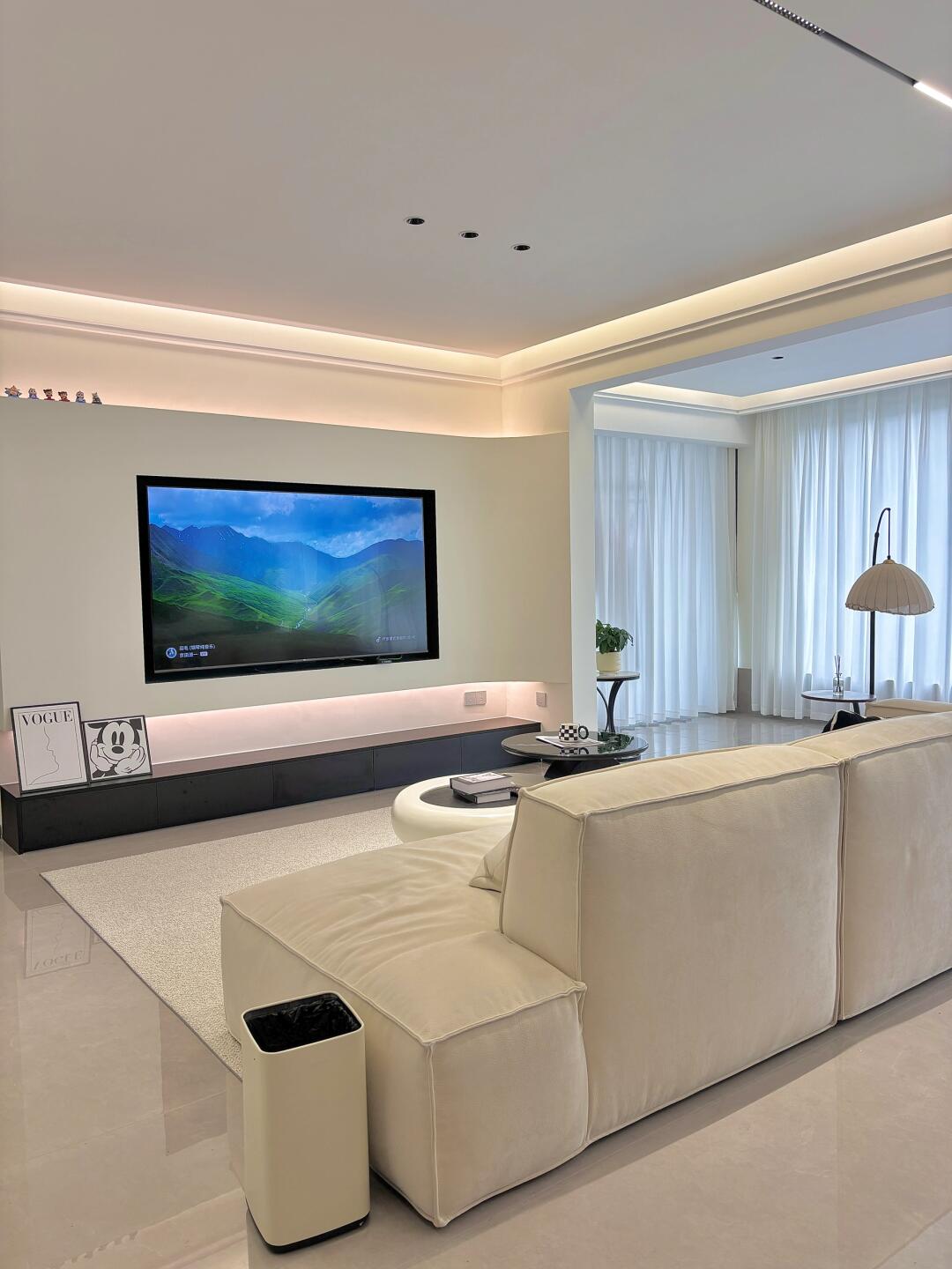 130平现代风格，简单的搭配，也可以提升装修的整体效果