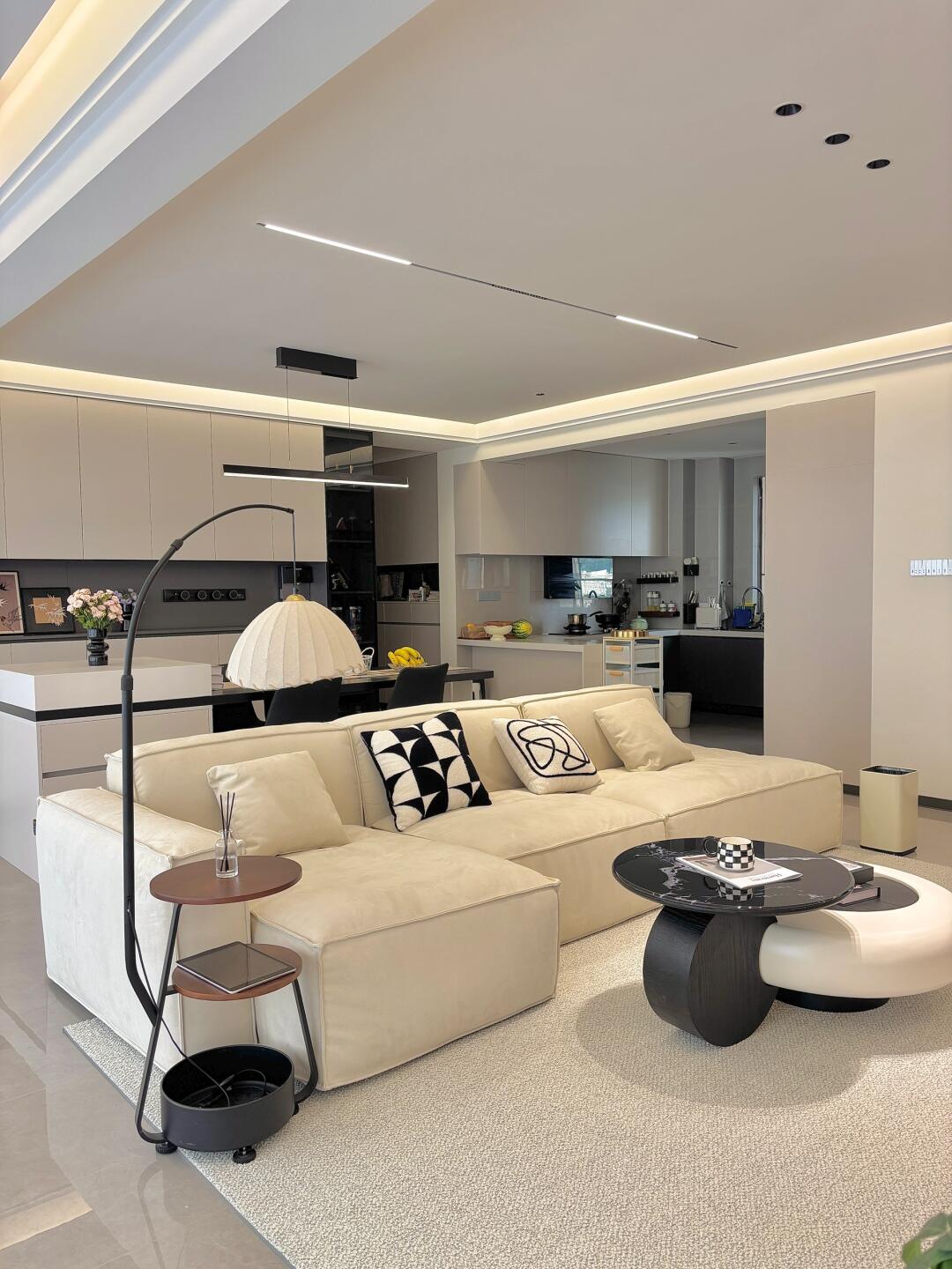 130平现代风格，简单的搭配，也可以提升装修的整体效果