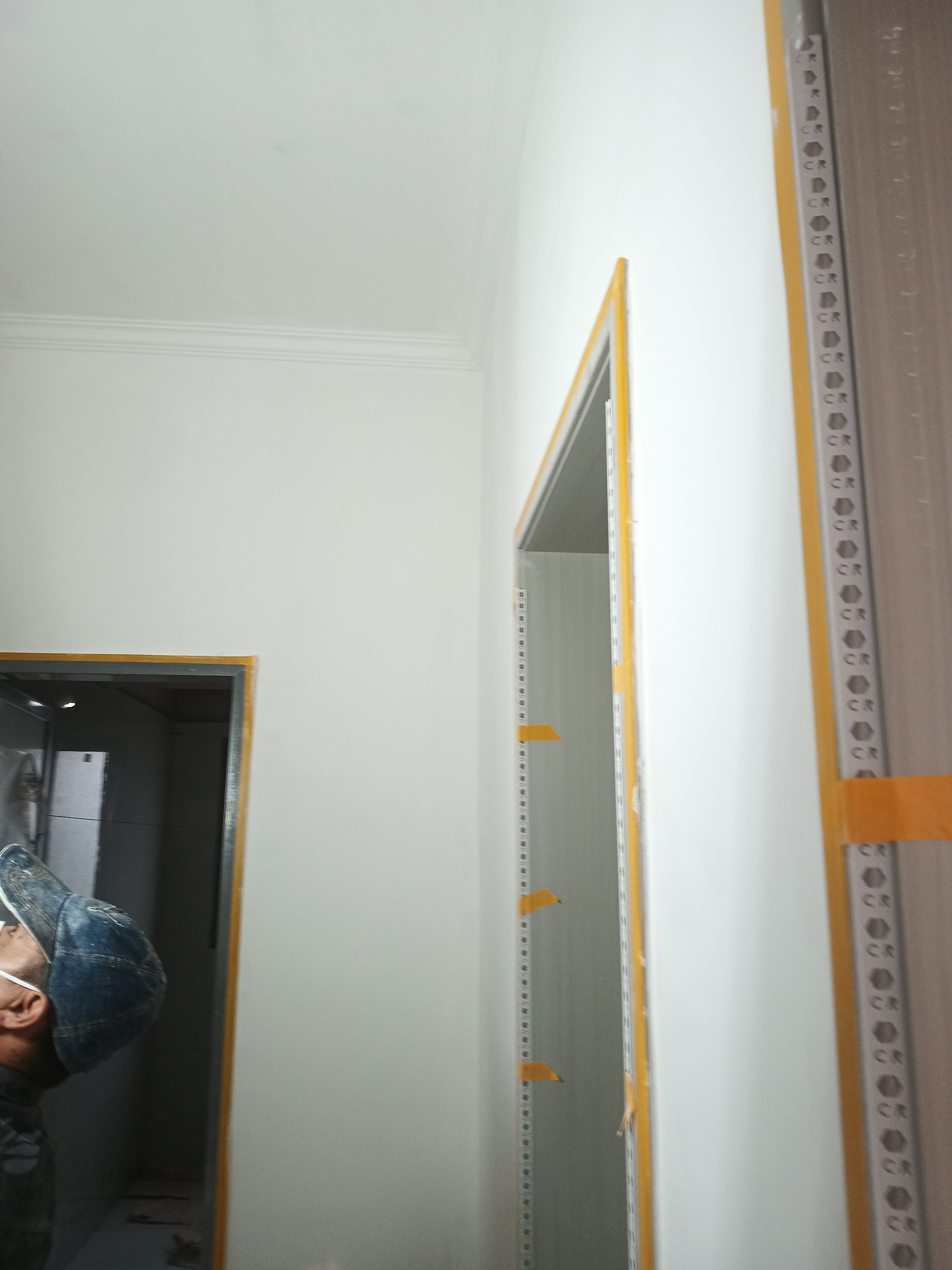 农村自建别墅第一遍油漆施工及外墙漆施工