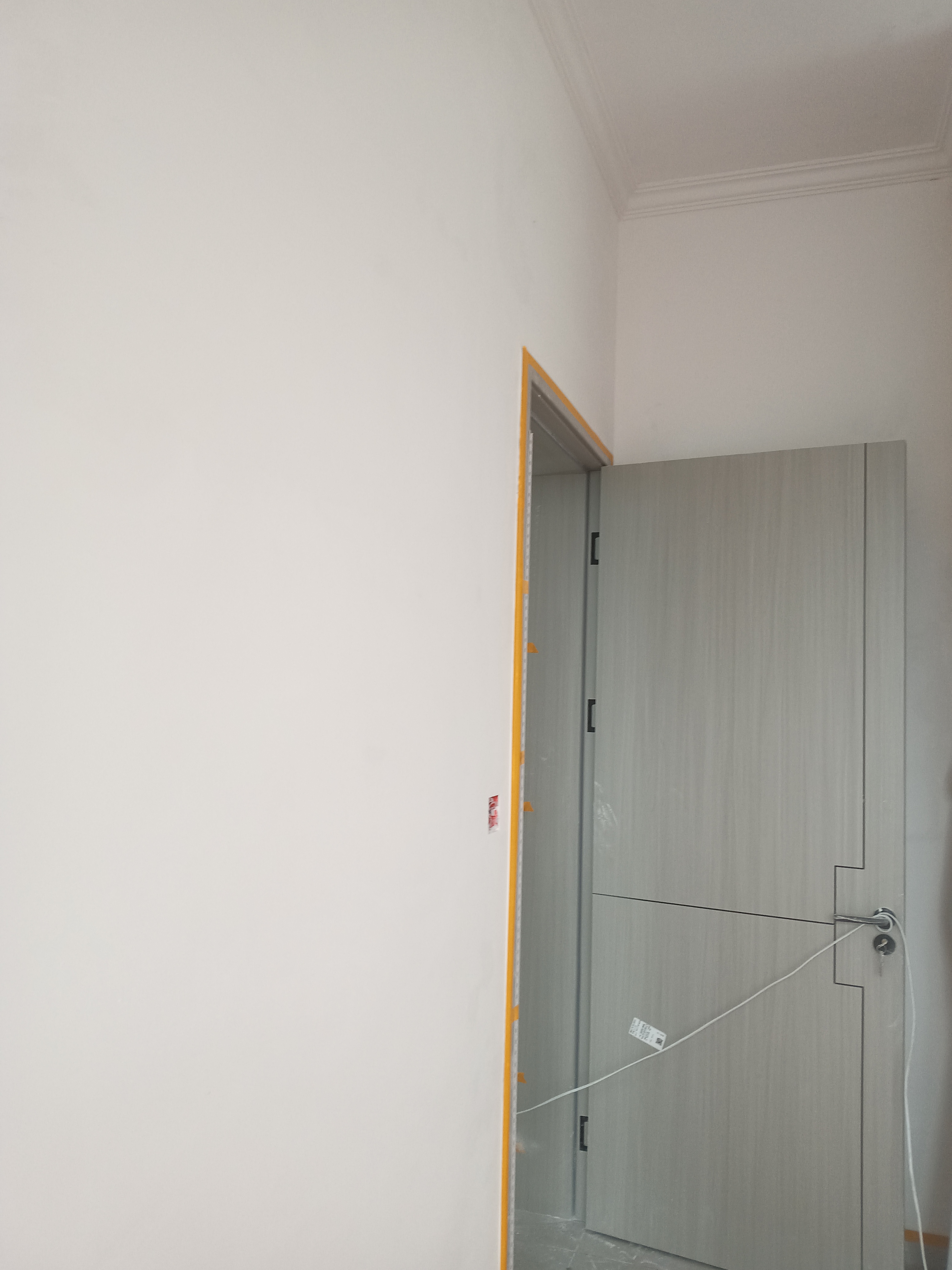 农村自建别墅第一遍油漆施工及外墙漆施工