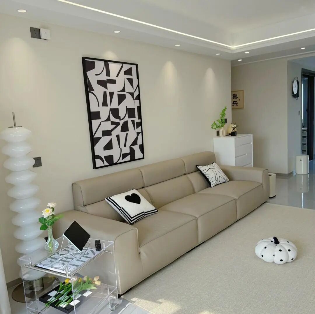 《现代简约风，打造舒适家居空间》