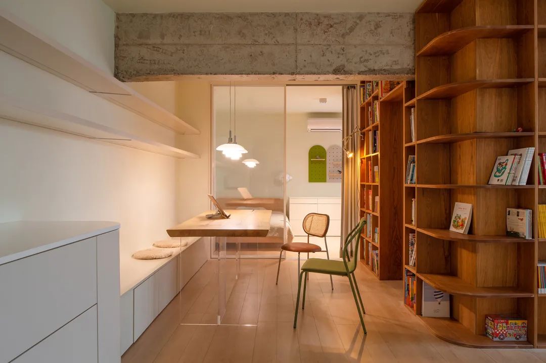 83m&sup2;包裹的书核 