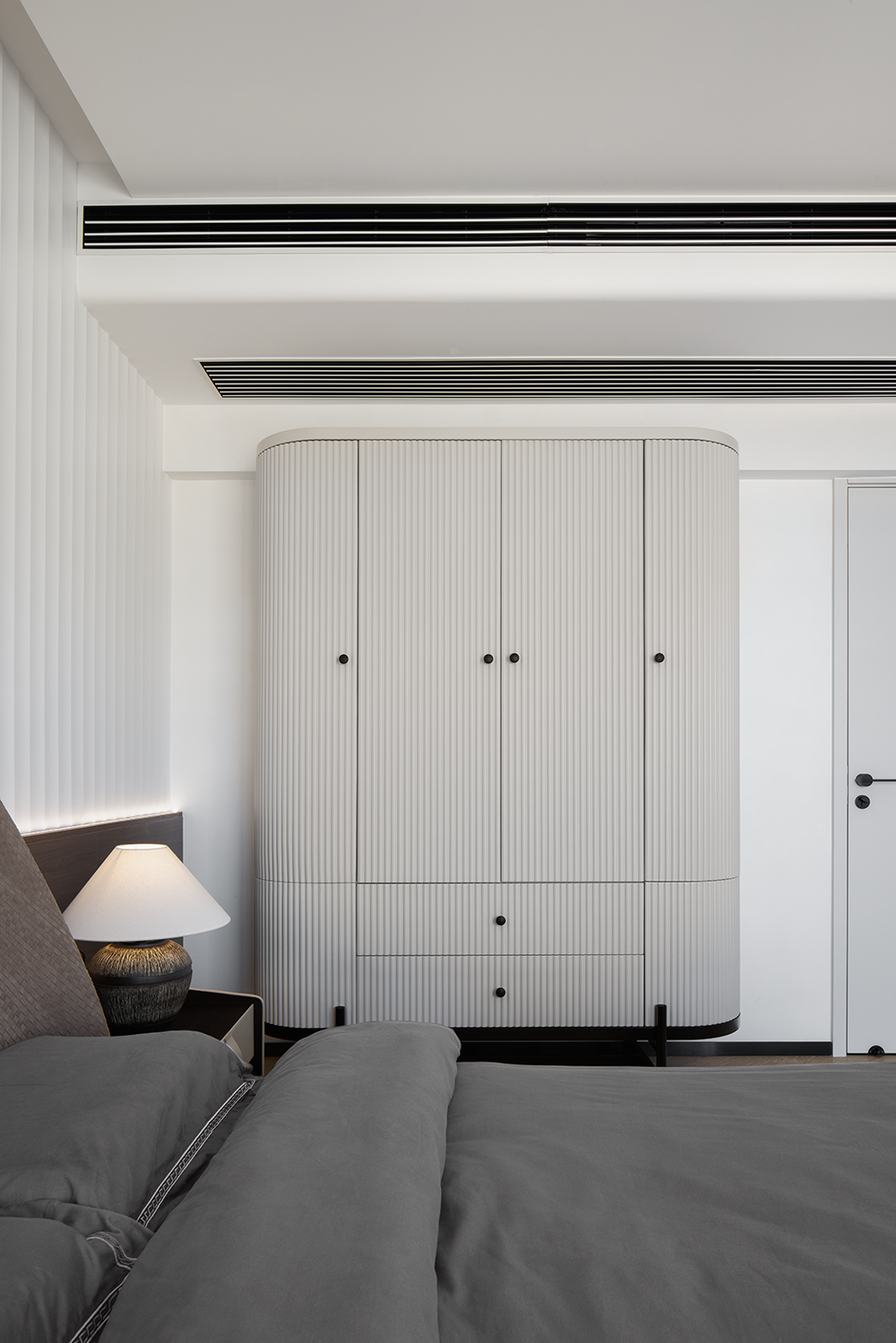 160㎡简约公寓，单色调打造的高级感！