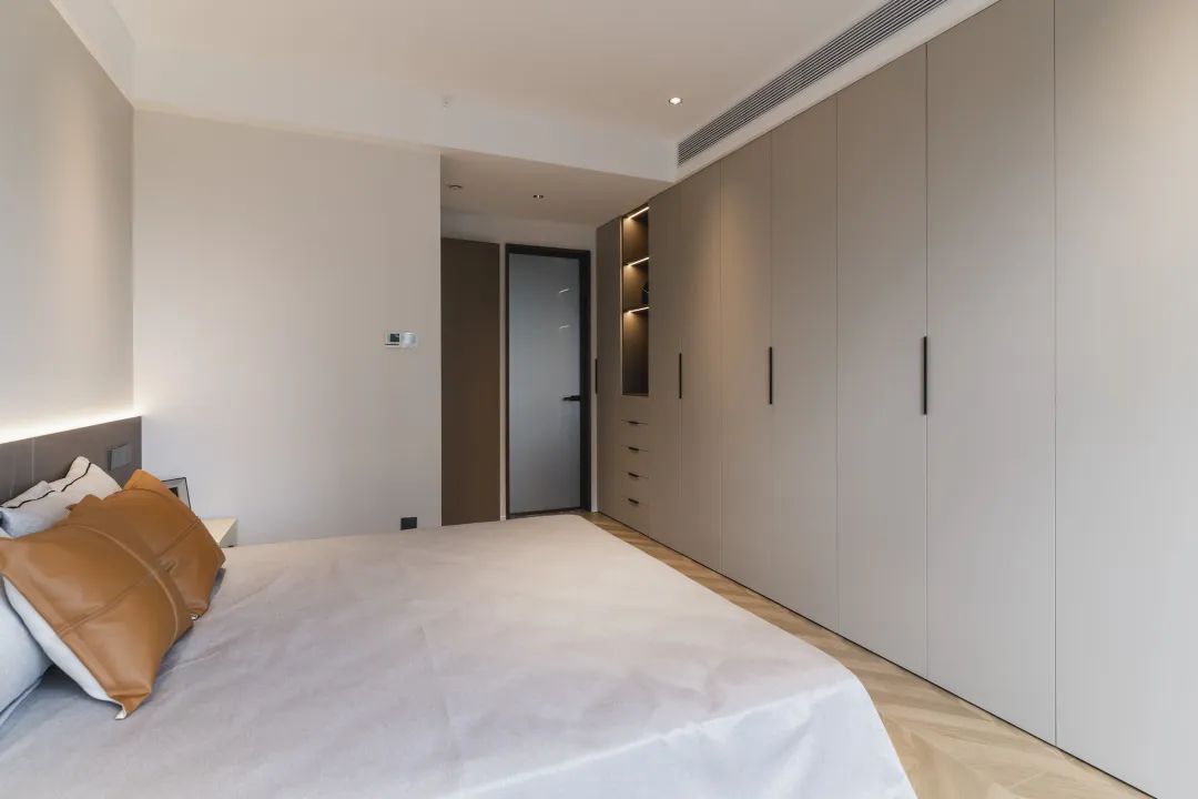  167㎡意式极简：横厅布局+大平层户型，放慢节奏享慢生活！