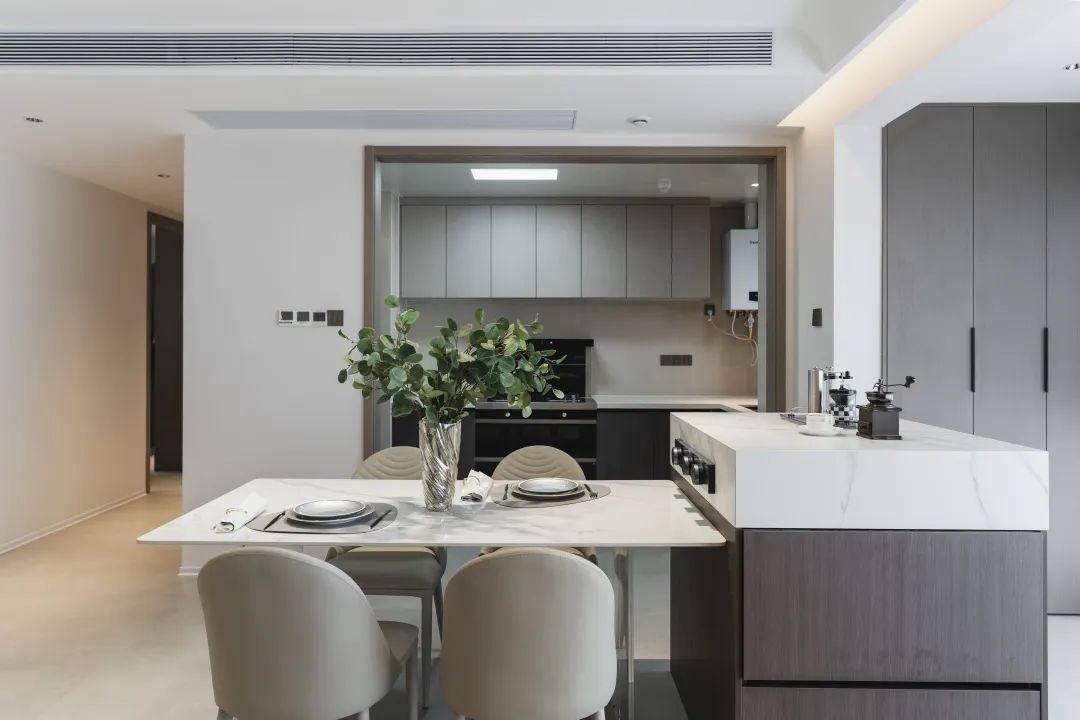  167㎡意式极简：横厅布局+大平层户型，放慢节奏享慢生活！