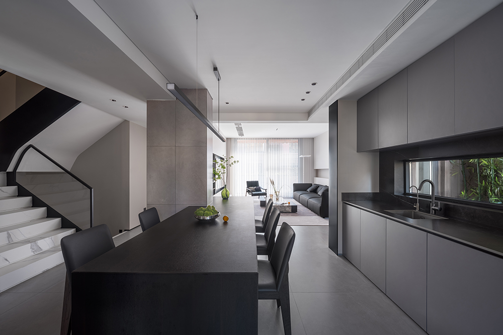 235㎡简约私宅，光影入室，向阳生长！