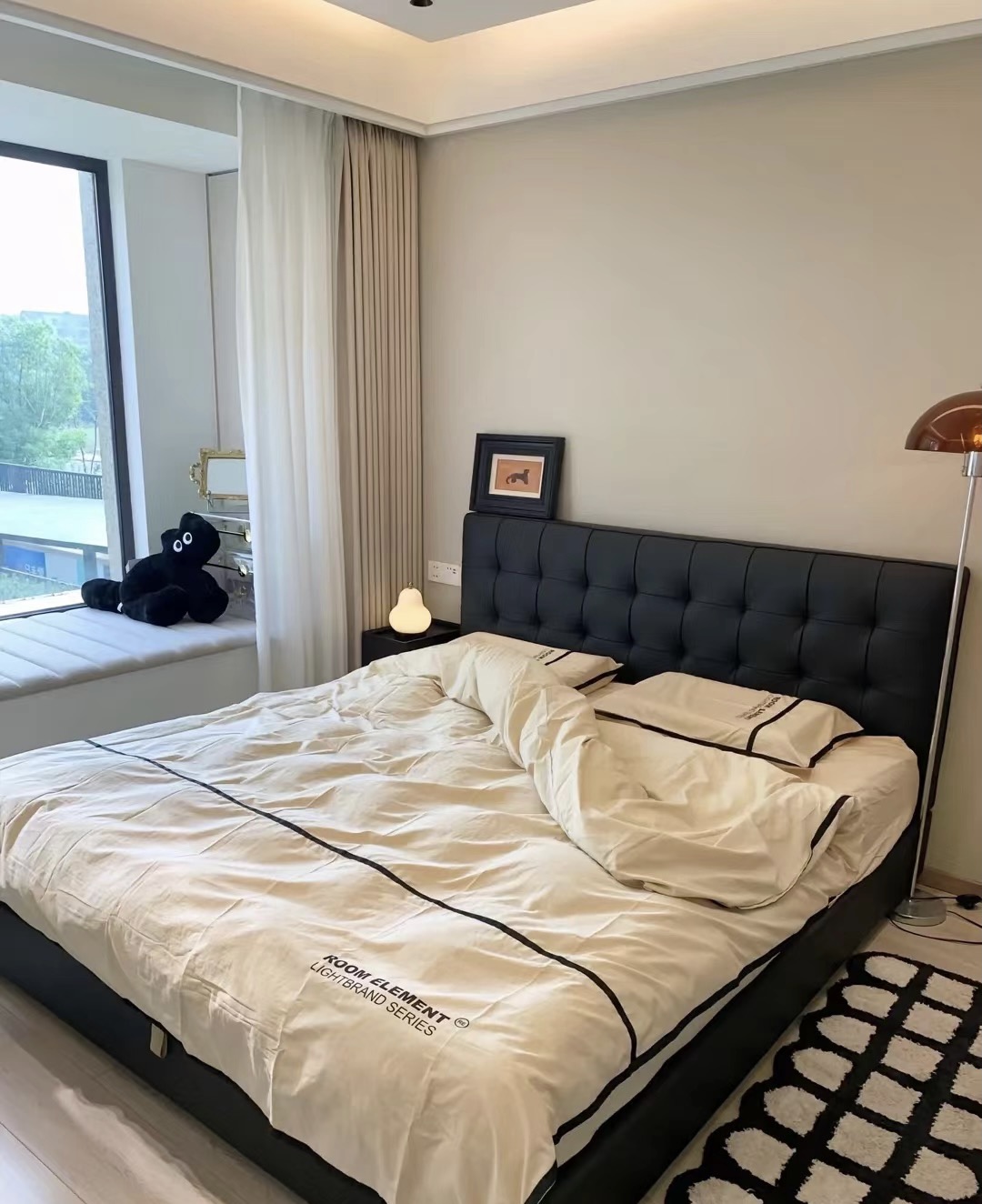 105m&sup2;现代极简装修风 极简现代风是一种简约而不失优雅的装修风格