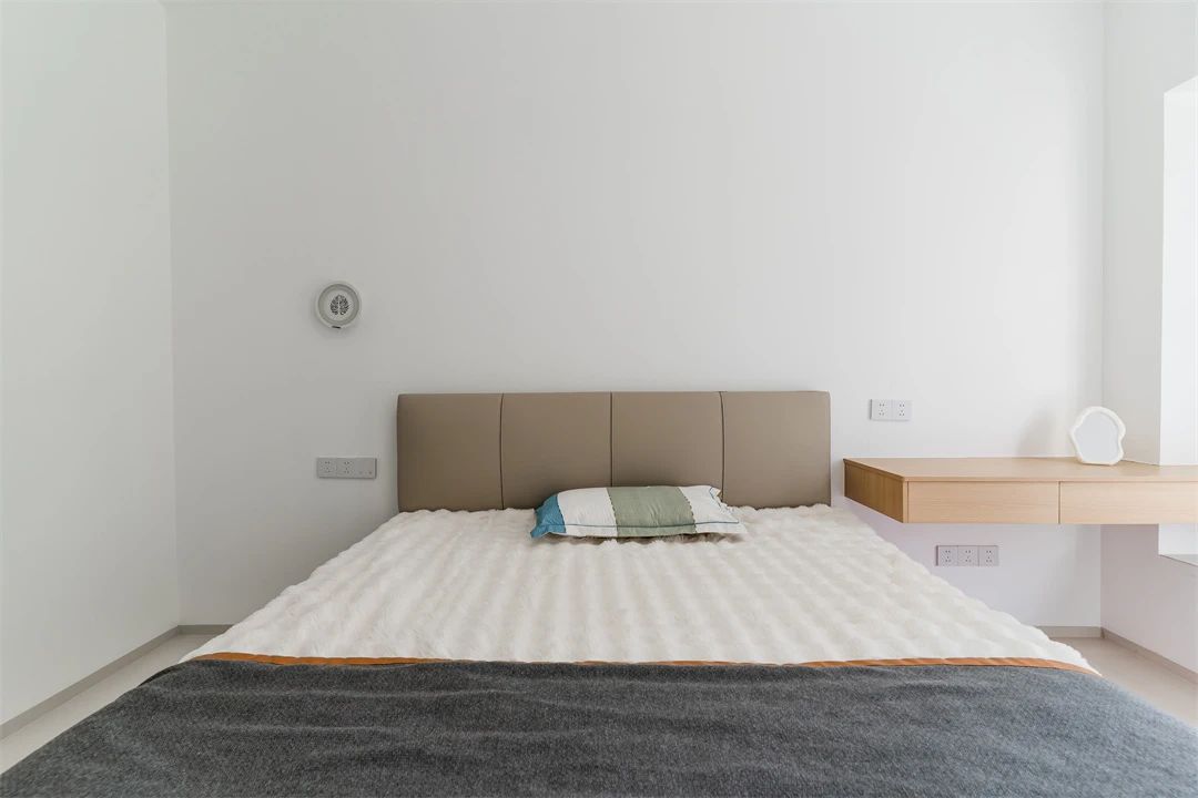 120平简约风格，简约用色搭出温情，越简单反而越高级！