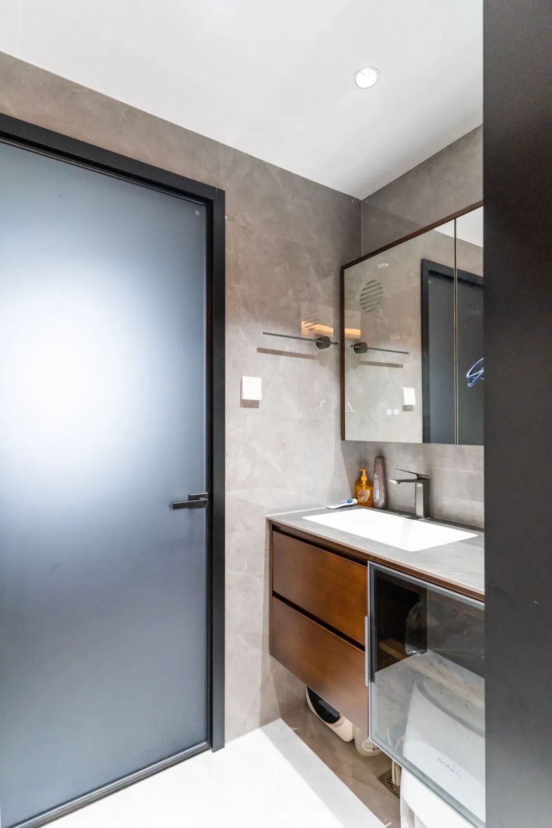 118㎡意式轻奢：巧用空间，让家焕发温馨与实用并存的魅力！