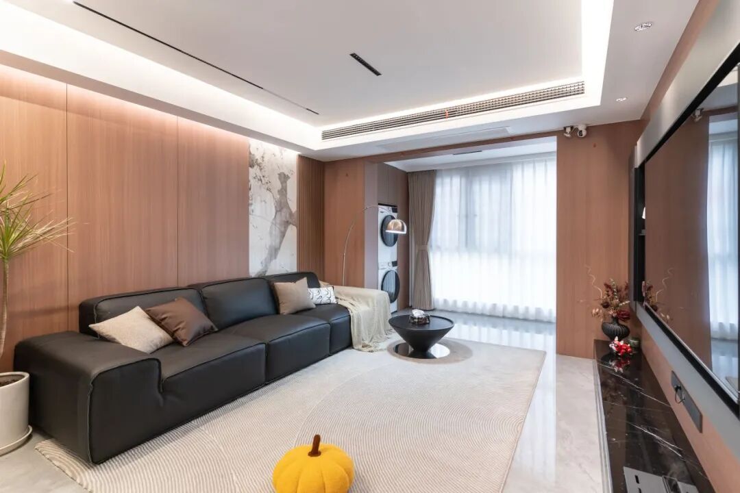 118㎡意式轻奢：巧用空间，让家焕发温馨与实用并存的魅力！