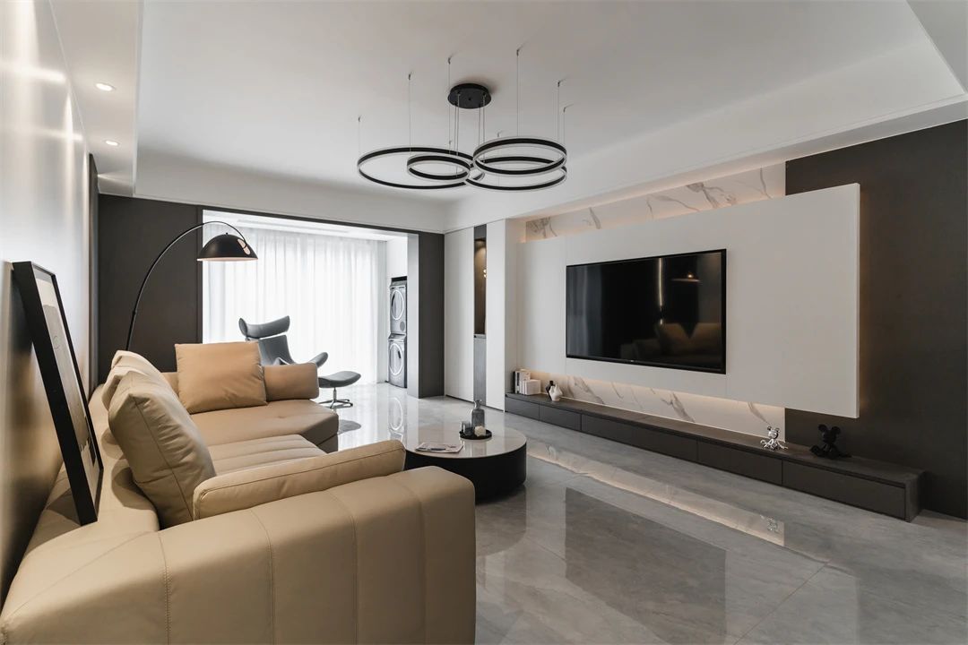  138㎡极简黑白灰：仿若隔山灯火，清简温情的家居美学！