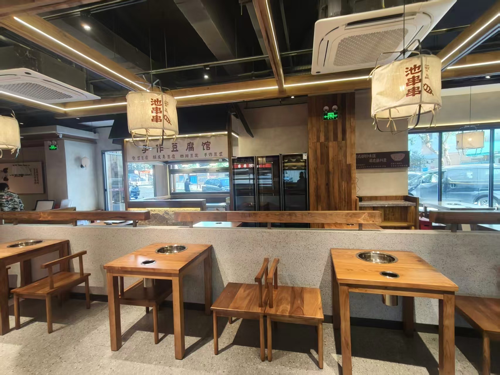 200商铺装修案例