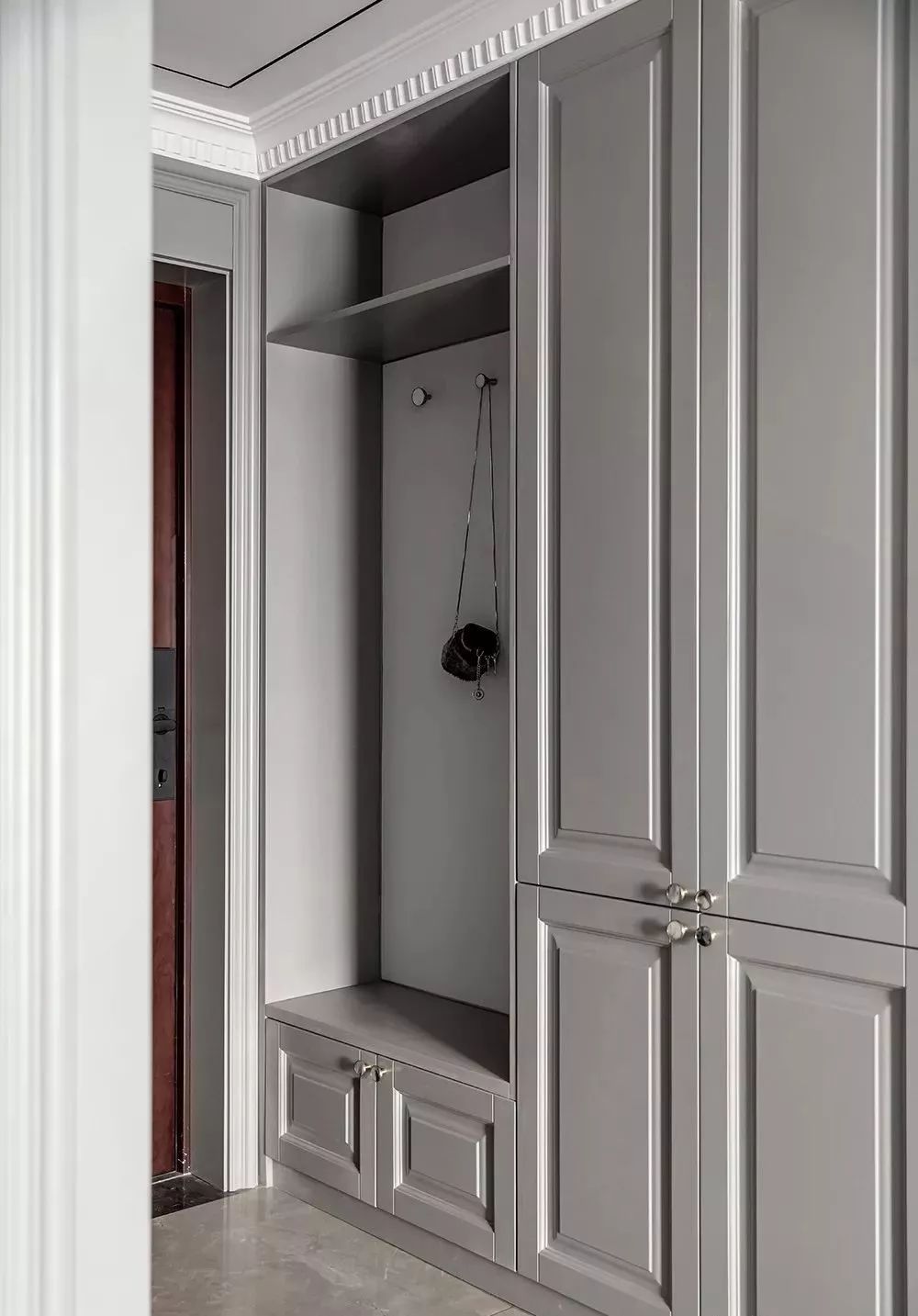 89㎡现代欧式混搭风，优雅经典蓝搭配，亲朋好友都说美爆了！