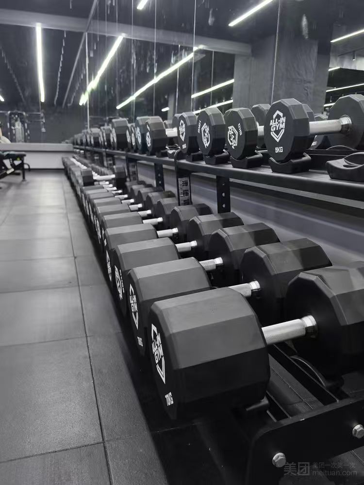 深圳市南山区塘朗城健身房