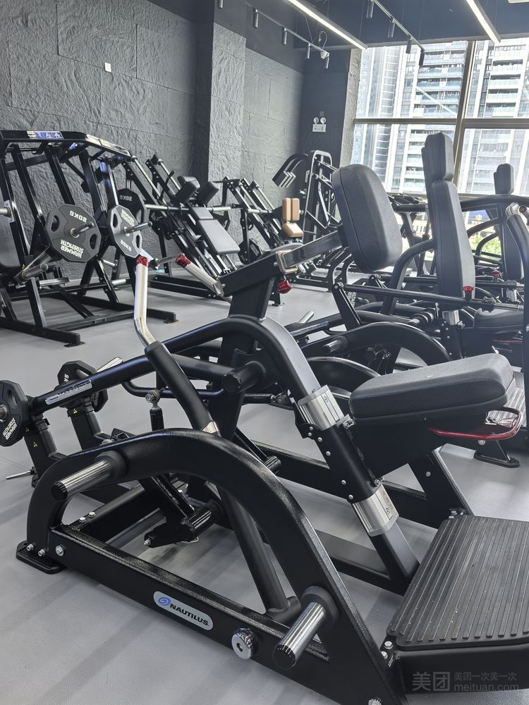 深圳市南山区塘朗城健身房