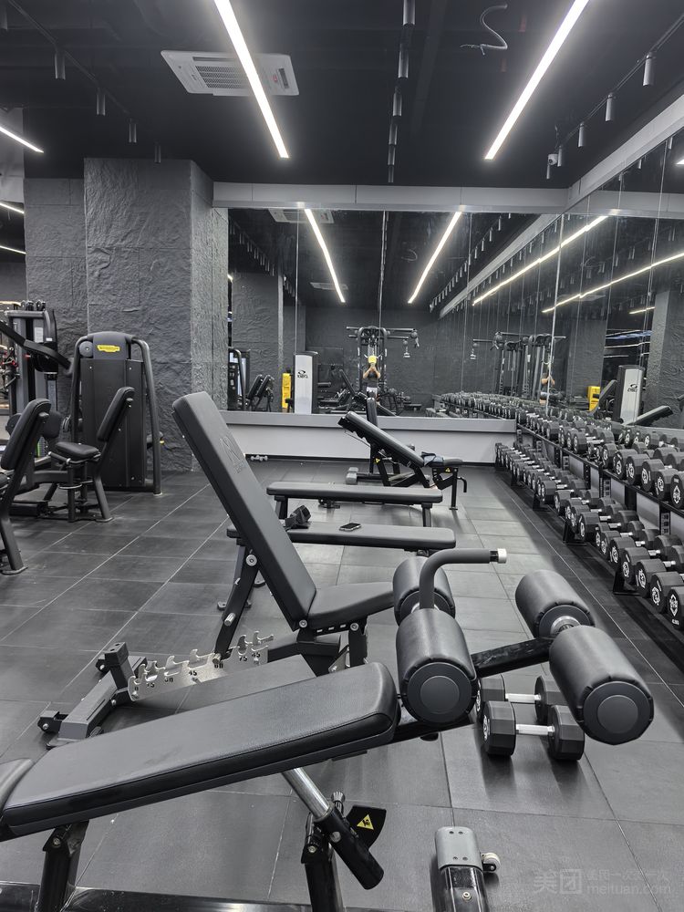 深圳市南山区塘朗城健身房