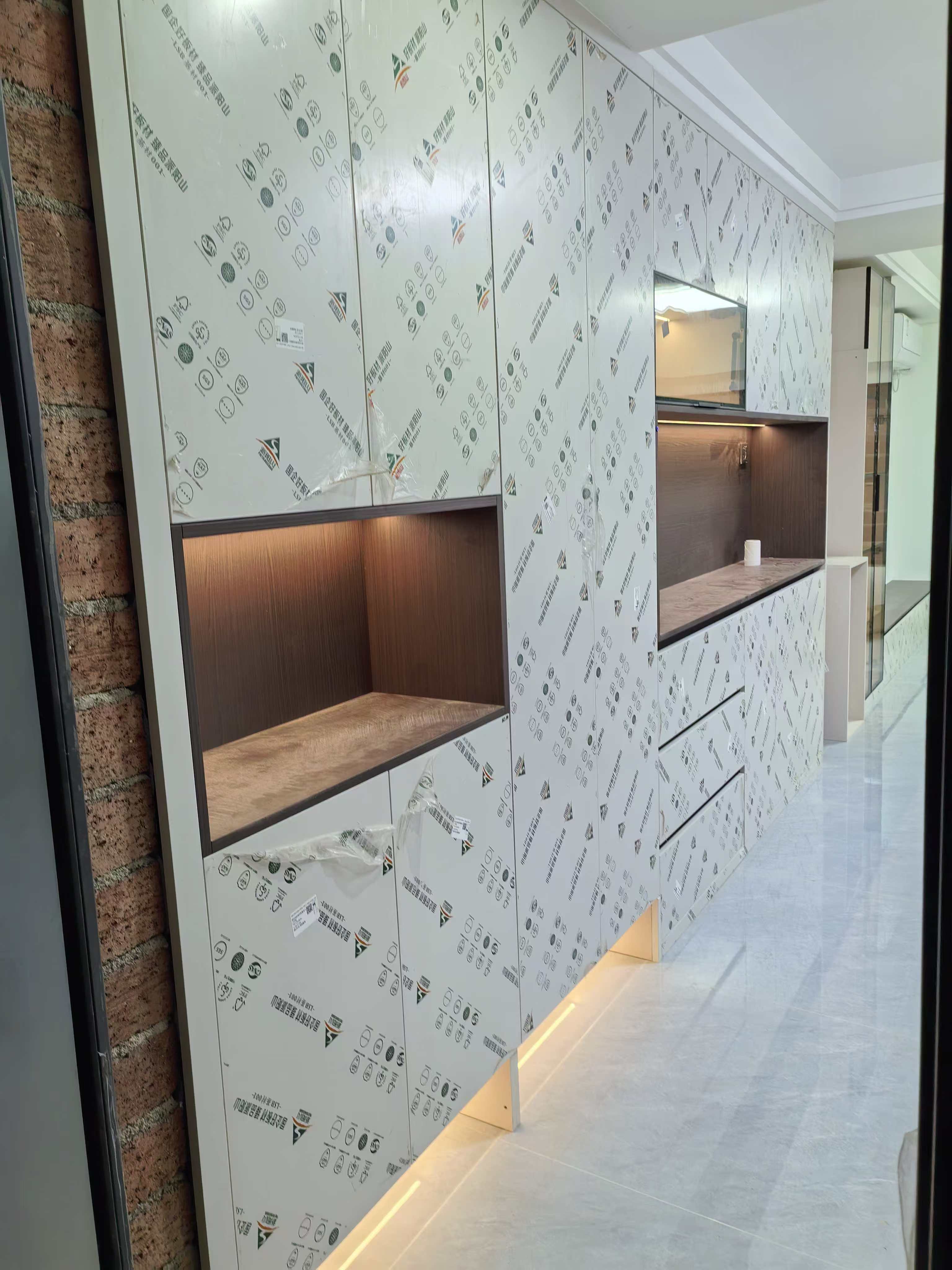 深圳市龙岗区丽廷豪苑70平