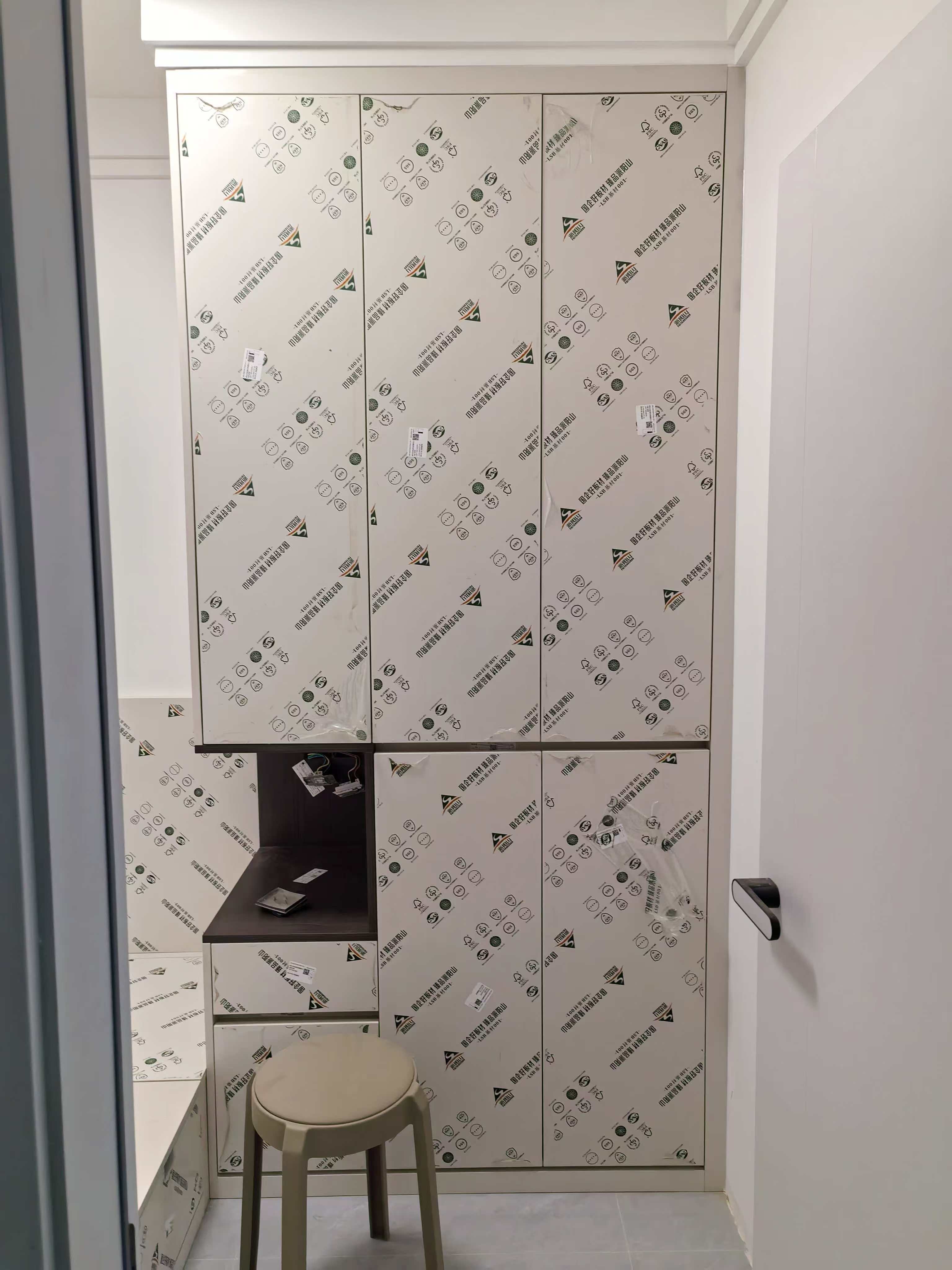 深圳市龙岗区丽廷豪苑70平