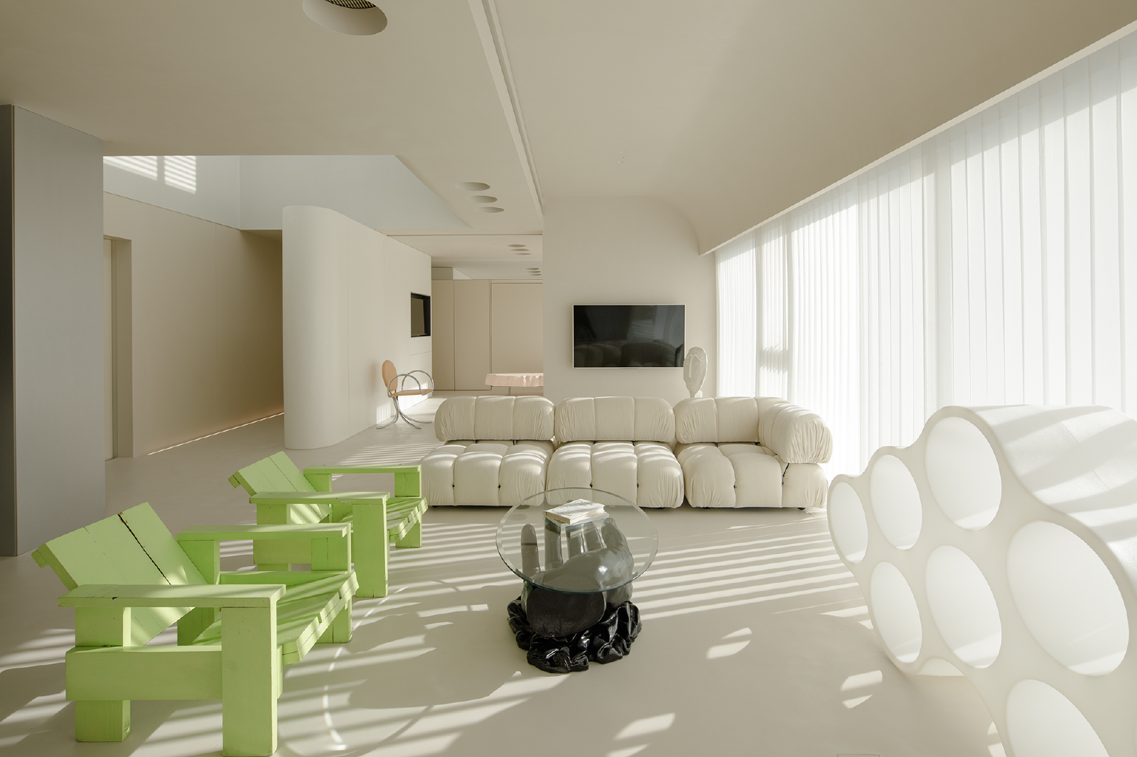 180m&sup2; 极简先锋住宅