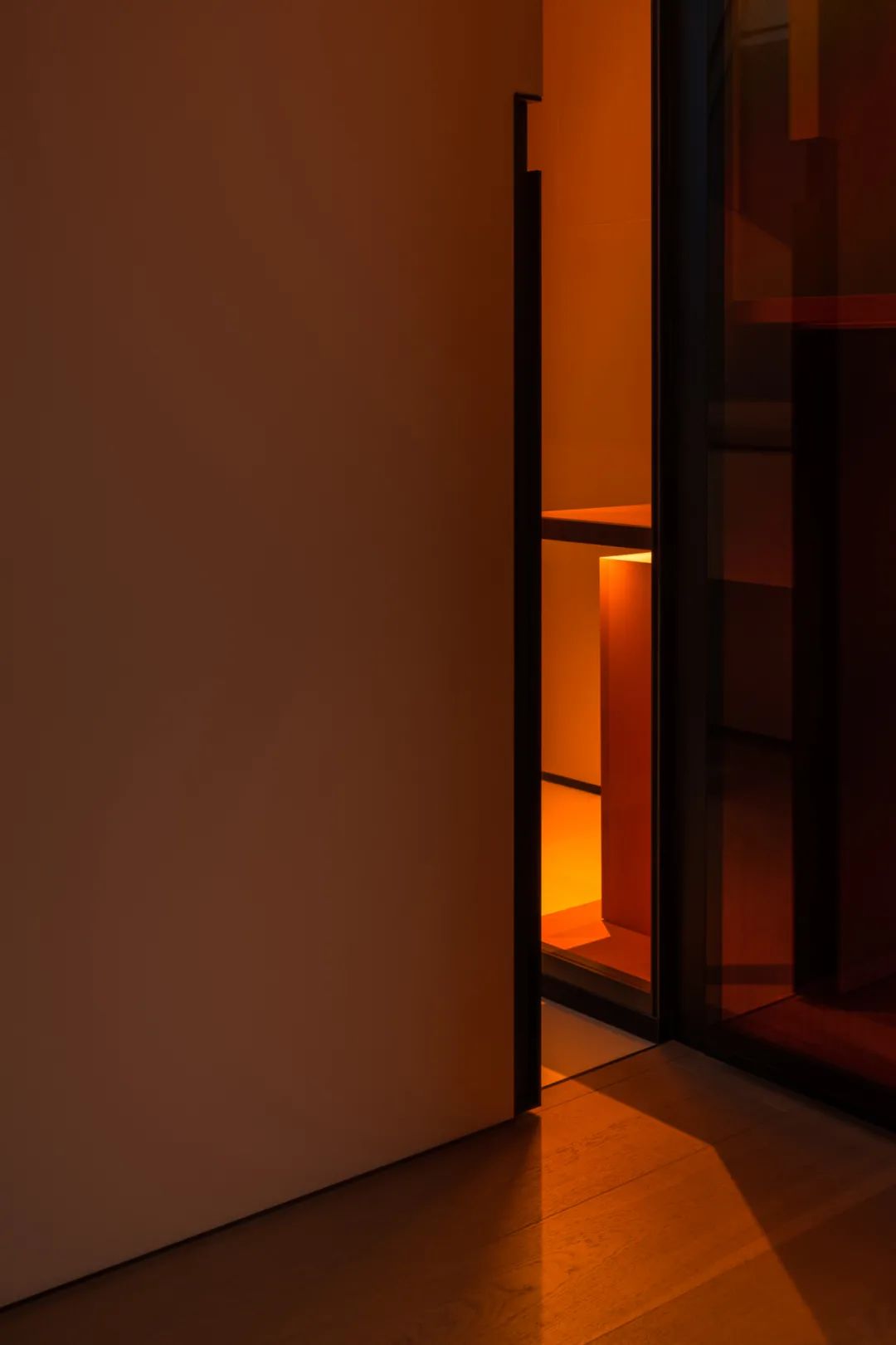 极简三口之家，高级灰演绎轻奢