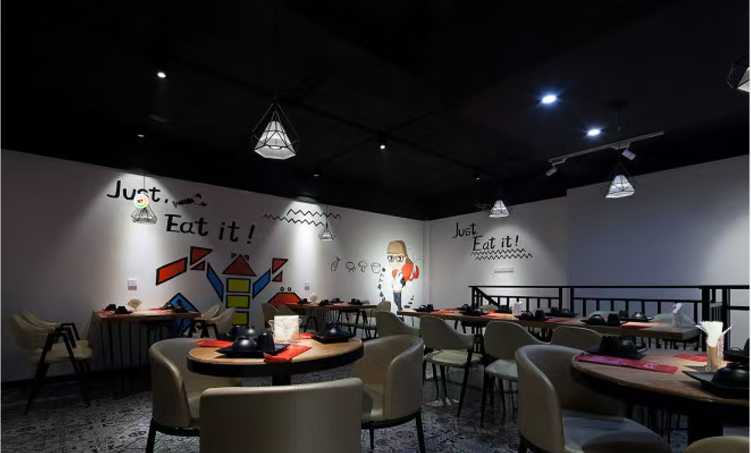 朱小乐龙虾餐厅