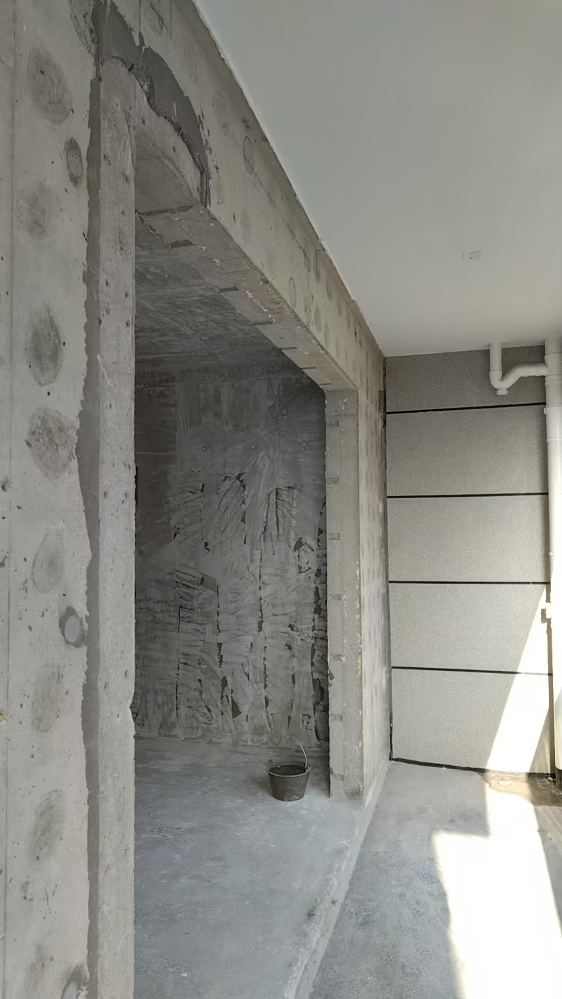 拆完垃圾全部拉走，场地打扫干净
